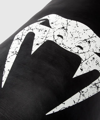 SACCO DA BOXE VENUM CHALLENGER ( MONTAGGIO A SOFFITTO INCLUSO) 130 cm - BLACK