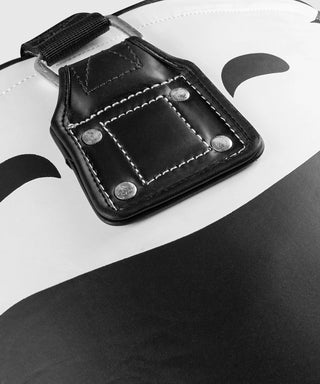 VENUM HURRICANE HEAVY PUNCH BAG - BLACK